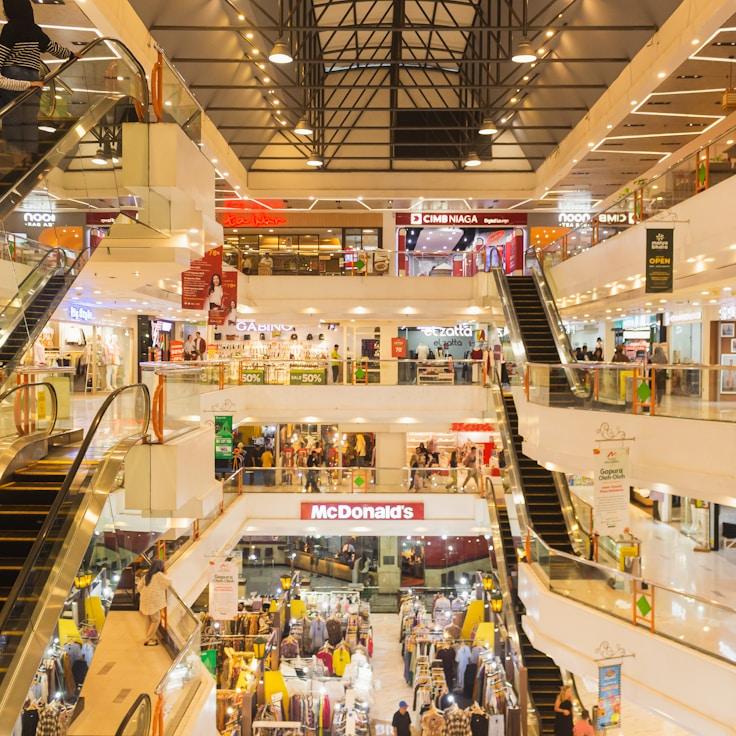 Dining out as an expat family in France